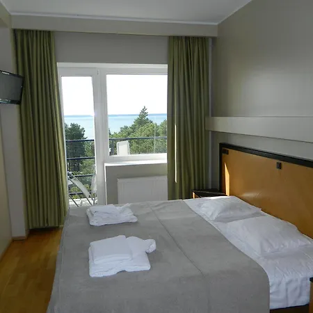 Laspa 4* Laulasmaa